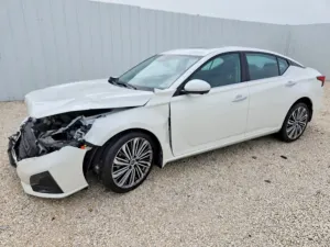 Nissan Altima 2.5L 4 2025