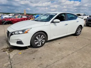 Nissan Altima 2.5L 4 2021