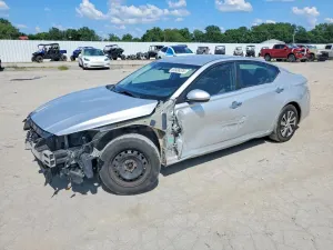 Nissan Altima 2.5L 4 2019
