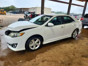 Toyota Camry 2.5L 4 2014