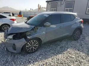 Nissan Kicks 1.6L 4 2021