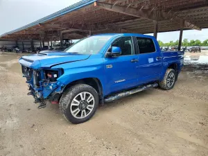 Toyota Tundra 5.7L 8 2018