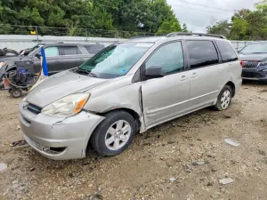Toyota Sienna 3.3L 6 2005