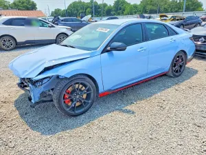 Hyundai Elantra 2.0L 4 2026
