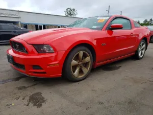 Ford Mustang 5.0L 8 2014