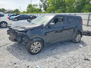 Kia Soul 2.0L 4 2021
