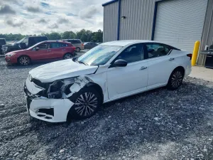 Nissan Altima 2.5L 4 2025