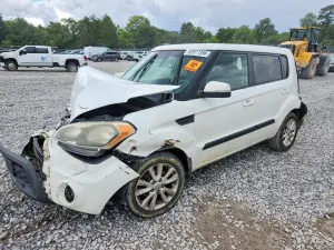 Kia Soul 2.0L 4 2012