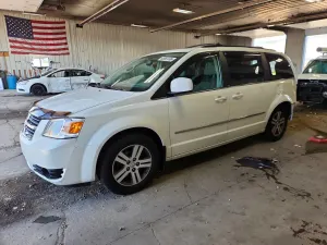 Dodge Grand Caravan (Caravan) 4.0L 6 2010