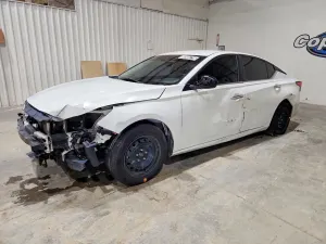 Nissan Altima 2.5L 4 2022