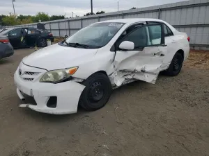 Toyota Corolla 1.8L 4 2012