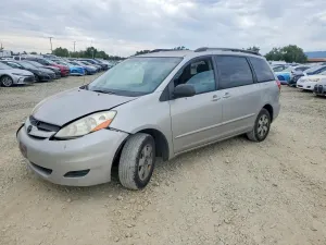 Toyota Sienna 3.3L 6 2006
