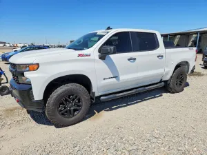 Chevrolet Silverado 1500 5.3L 8 2021