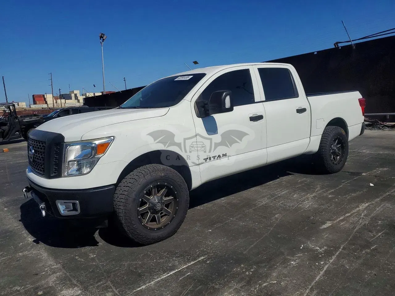 Nissan Titan 5.6L 8 2017