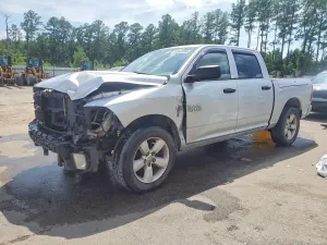 RAM 1500 5.7L 8 2015