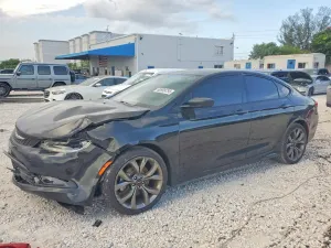 Chrysler 200 2.4L 4 2015