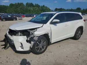 Toyota Highlander 3.5L 6 2017