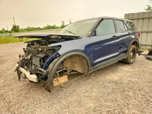 Ford Explorer 3.3L 6 2024