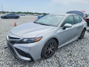 Toyota Camry 2.5L 4 2023