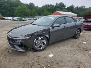 Hyundai Elantra SEL 2.0L 4 2024