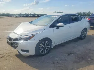 Nissan Versa 1.6L 4 2025