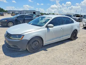 Volkswagen Jetta 1.4L 4 2017