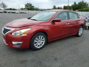 Nissan Altima 2.5L 4 2015
