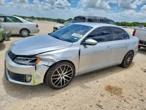 Volkswagen Jetta 2L 4 2015