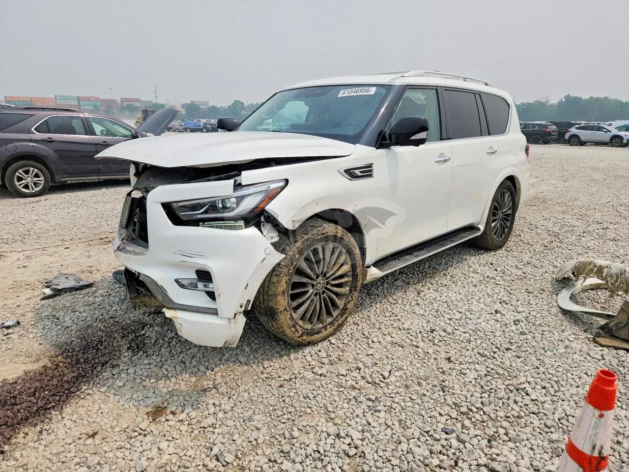 Infiniti QX80 5.6L 8 2023
