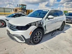 Volkswagen Tiguan 2.0L 4 2023