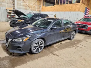 Nissan Altima 2.5L 4 2021