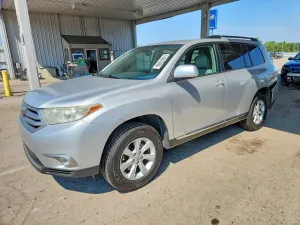 Toyota Highlander 3.5L 6 2013