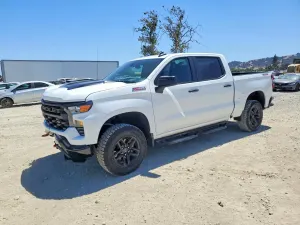 Chevrolet Silverado 1500 5.3L 8 2025