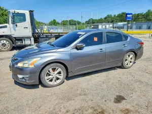 Nissan Altima 2.5L 4 2015