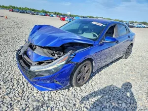 Hyundai Elantra 2.0L 4 2021