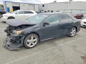Toyota Camry 2.5L 4 2014