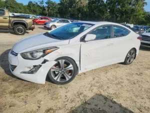 Hyundai Elantra 2.0L 4 2015