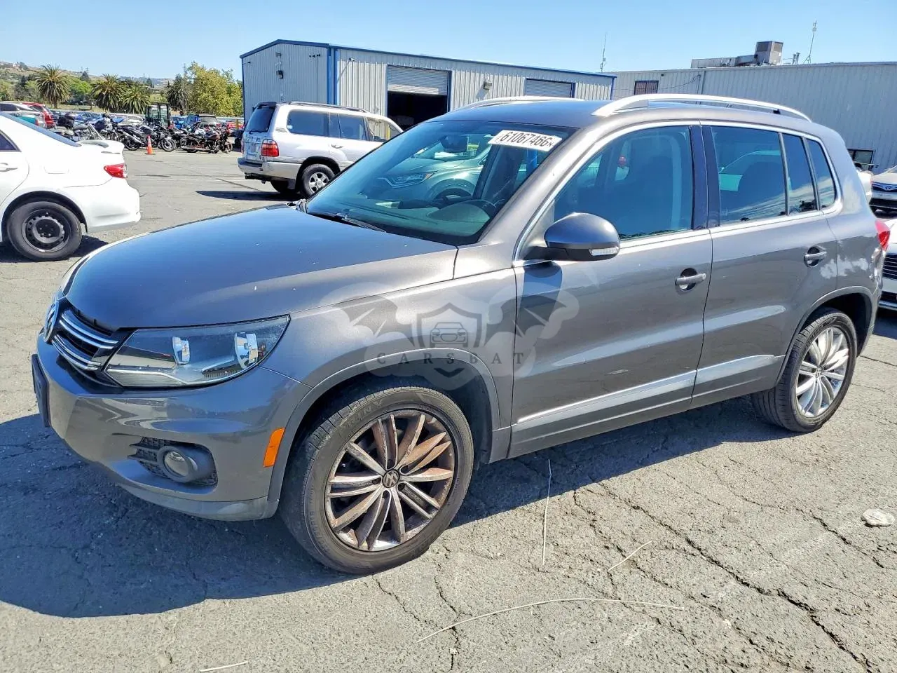 Volkswagen Tiguan 2.0L 4 2013