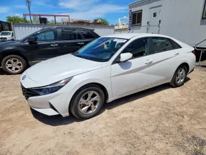 Hyundai Elantra 2.0L 4 2021