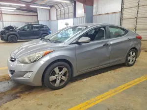 Hyundai Elantra 1.8L 4 2013