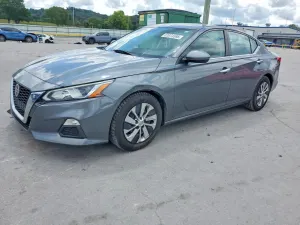 Nissan Altima 2.5L 4 2019