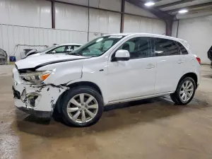 Mitsubishi Outlander 2.0L 4 2015