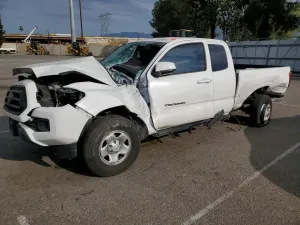Toyota Tacoma 2.7L 4 2022