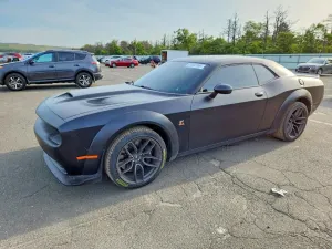 Dodge Challenger 6.4L 8 2021