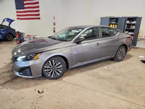 Nissan Altima 2.5L 4 2026