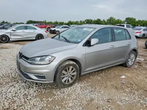Volkswagen Golf 1.4L 4 2019