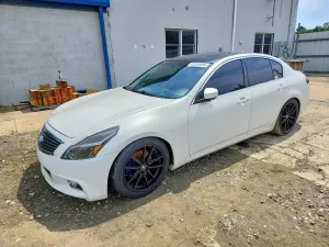 Infiniti G37 3.7L 6 2012