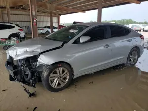 Hyundai Elantra 2.0L 4 2019