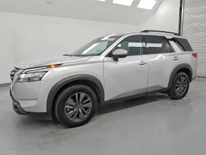 Nissan Pathfinder 3.5L 6 2024