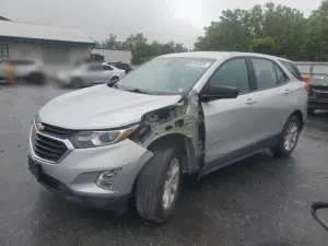 Chevrolet Equinox LS 1.5L 4 2020